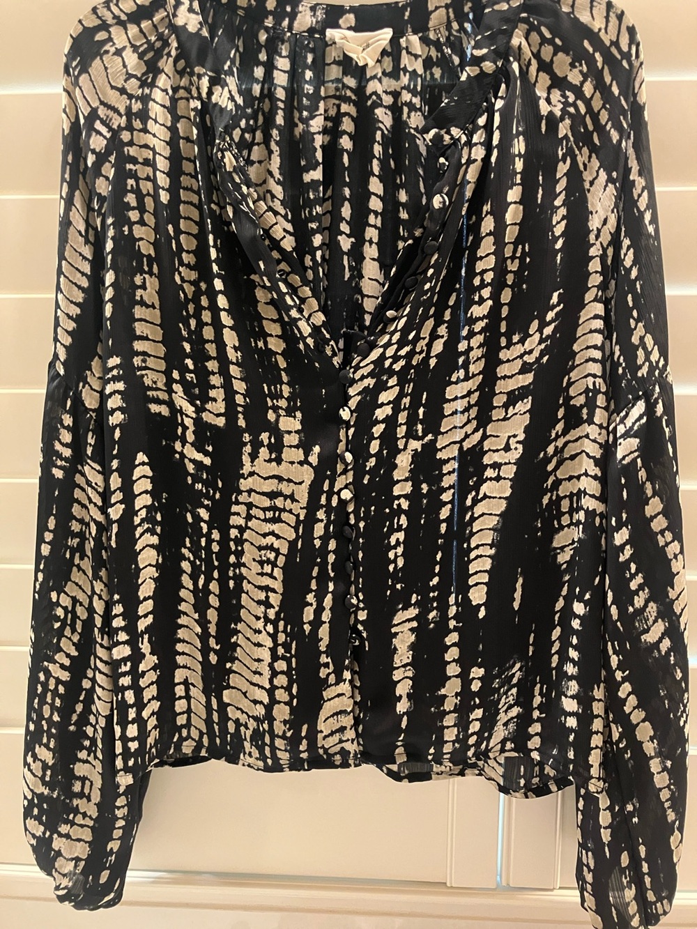 Easy Clothes Black & Cream Printed Women's Blouse